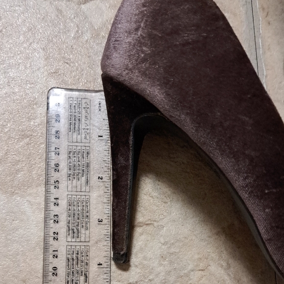 New Look Dark Brown Velvet Women's Heels - Picture 4 of 4